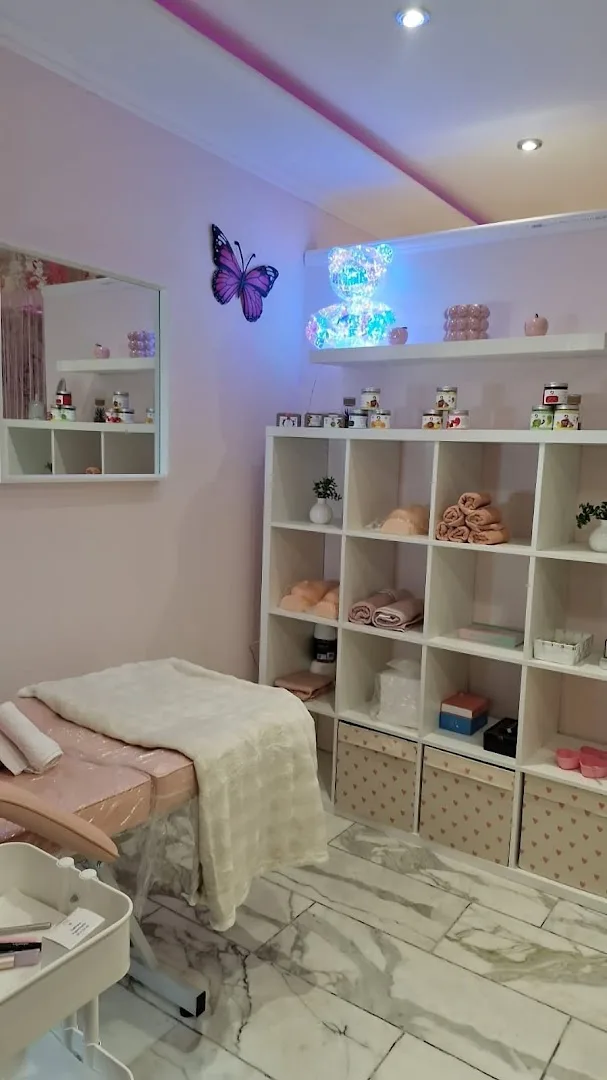 Behandlungsraum der Dalaa Beauty Academy in Karlsruhe